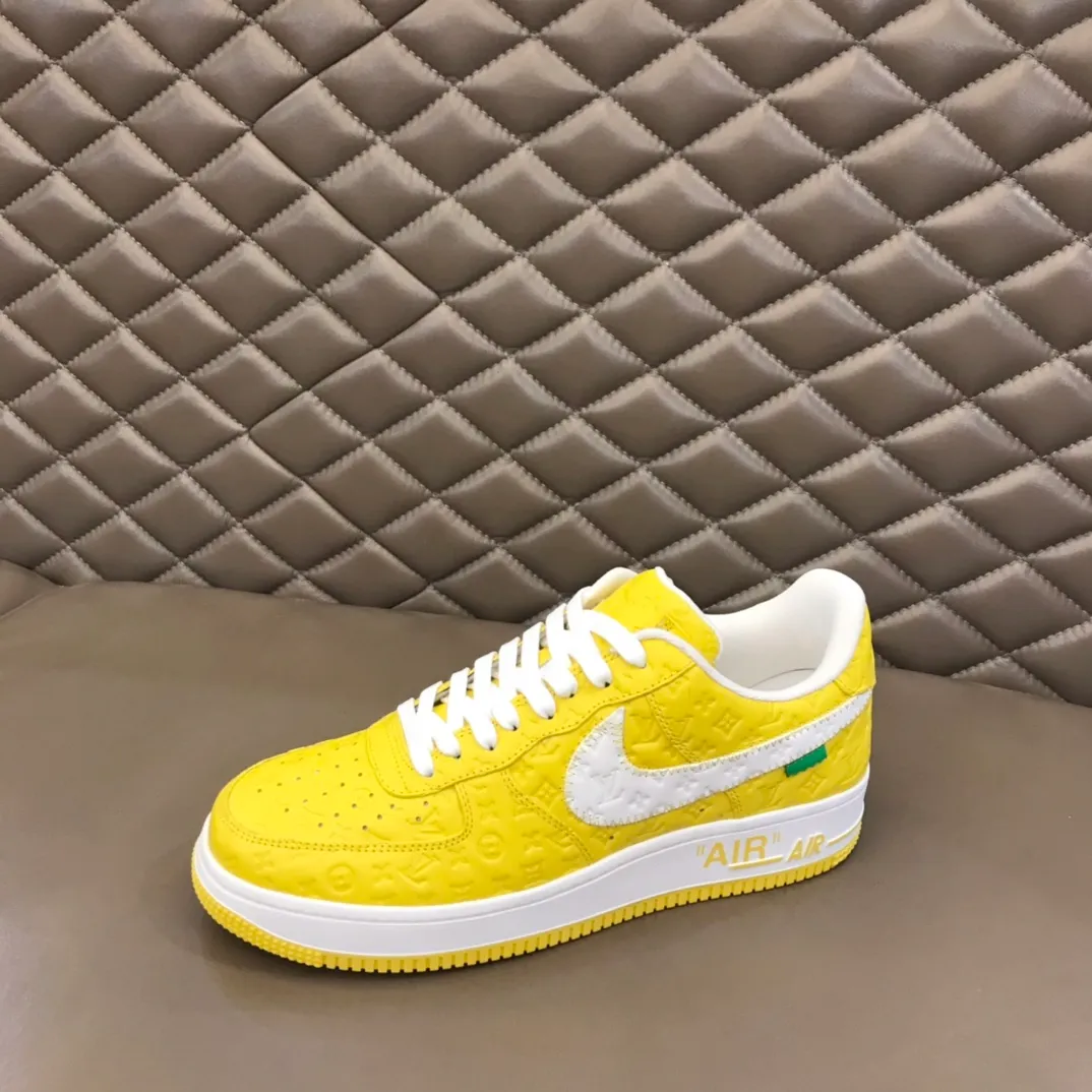 Men's shoes💰p440 "*oui* Vuitto*" x OFF-WHITE x Nike three-party collaboration! Trendy and cool men's casual sports shoes with unrivaled color matching. The design idea basically continues the style of THE TEN. The Swoosh line and tongue label have a very familiar visual effect and are both fashionable and trendy! A must-have for fashionistas! The effect on your feet is absolutely stunning! Size: 38-45